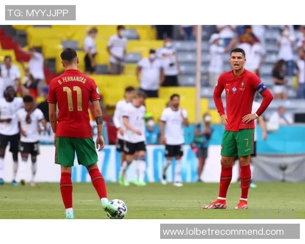 欧联杯激战：多特蒙德狂胜里昂六球大捷引发全场狂欢